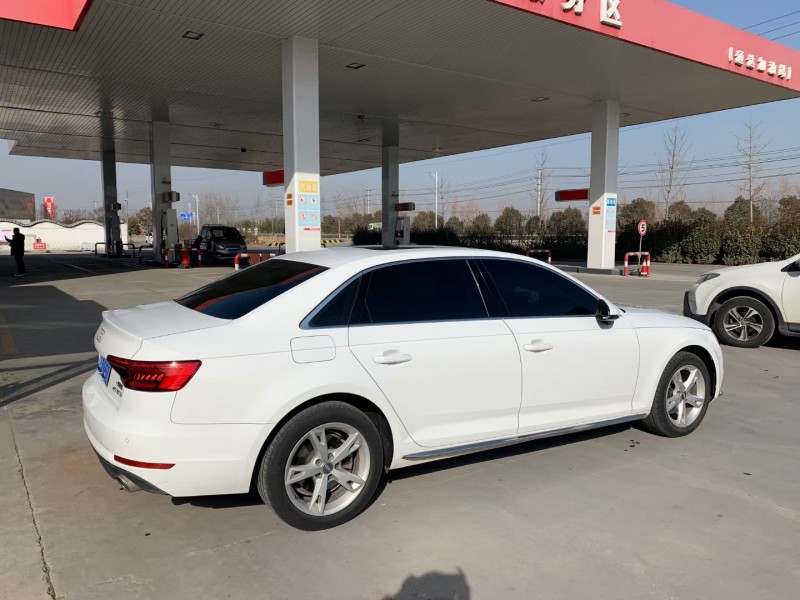 徐州17年奥迪A4L6