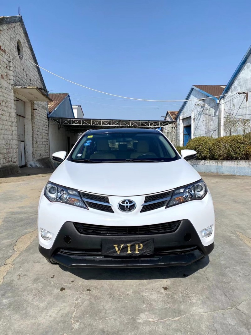 臨沂13年豐田RAV4榮放1