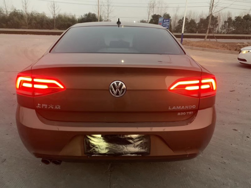 徐州抵押车17年大众凌渡出售