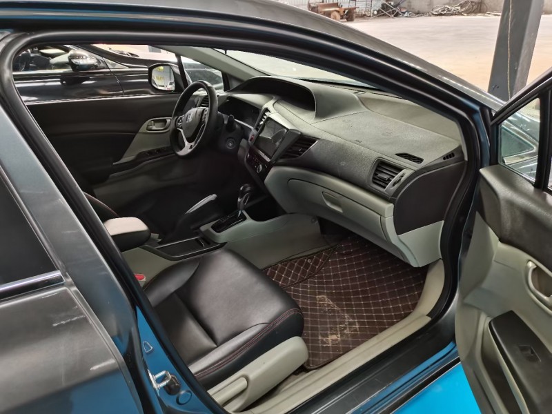 徐州14年本田思域3