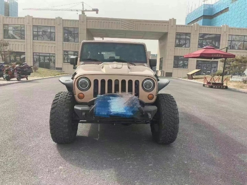 煙臺15年Jeep牧馬人1
