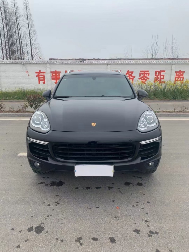 徐州15年保时捷卡宴1