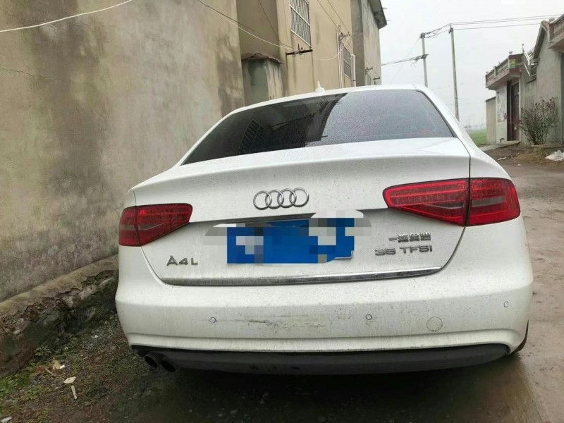 泰州14年奥迪A4L8
