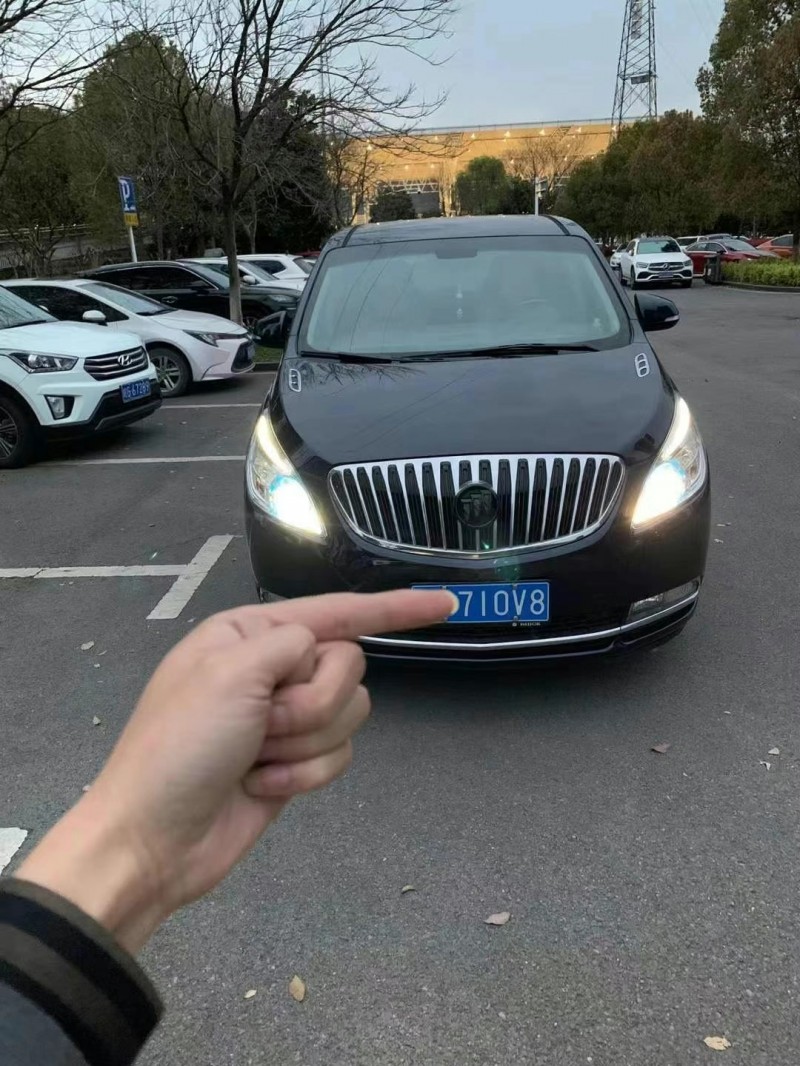 淄博11年别克GL81