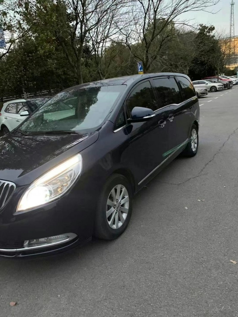 淄博11年别克GL83