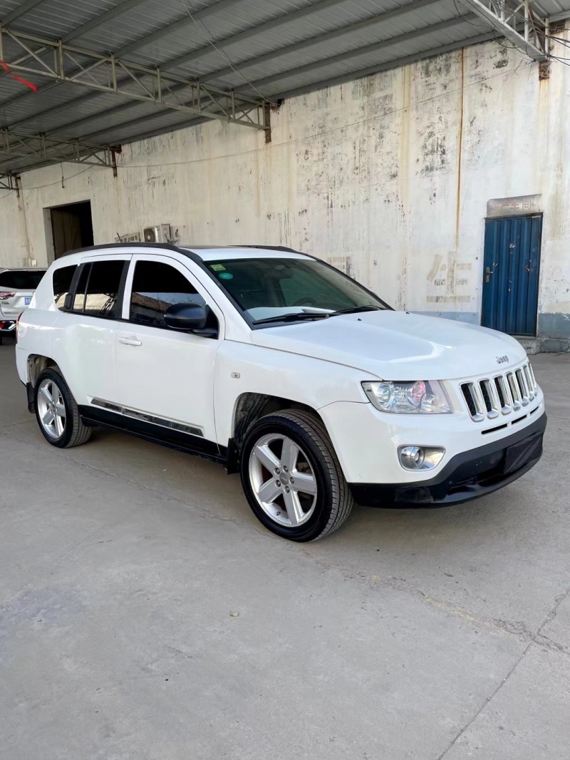 臨沂12年Jeep指南者2