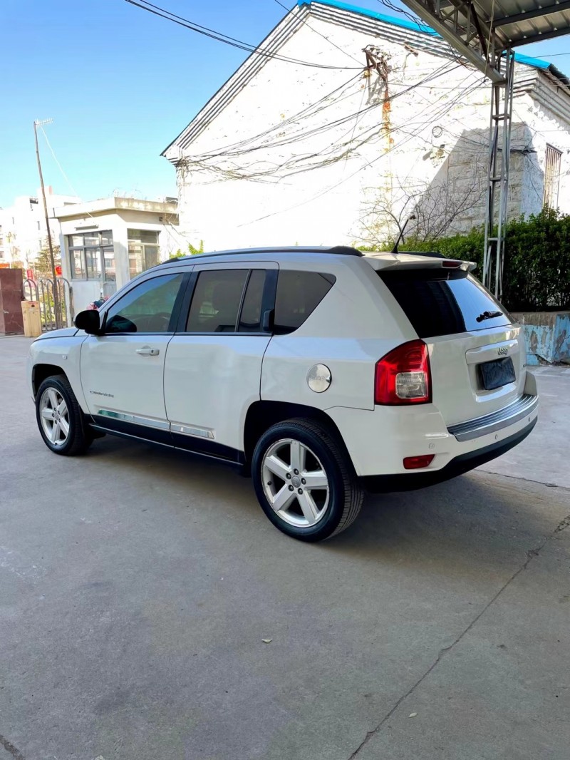 臨沂12年Jeep指南者8
