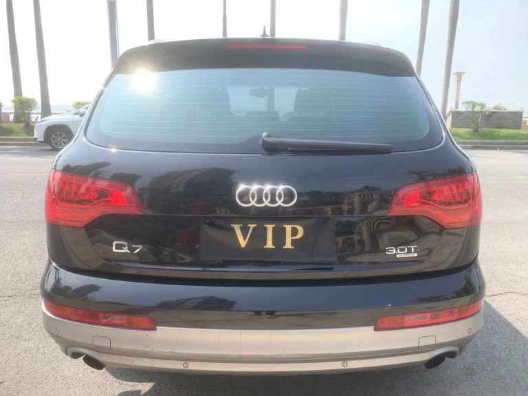 佛山12年奥迪Q76