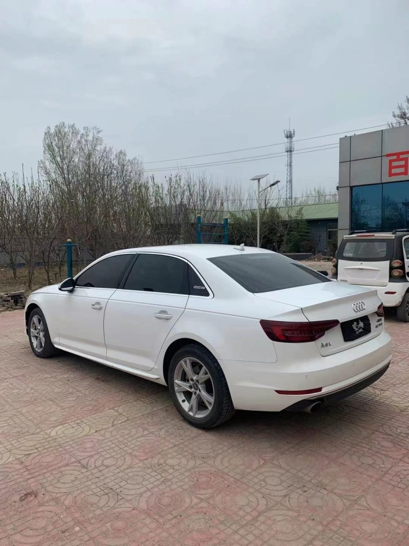 烟台18年奥迪A4L6