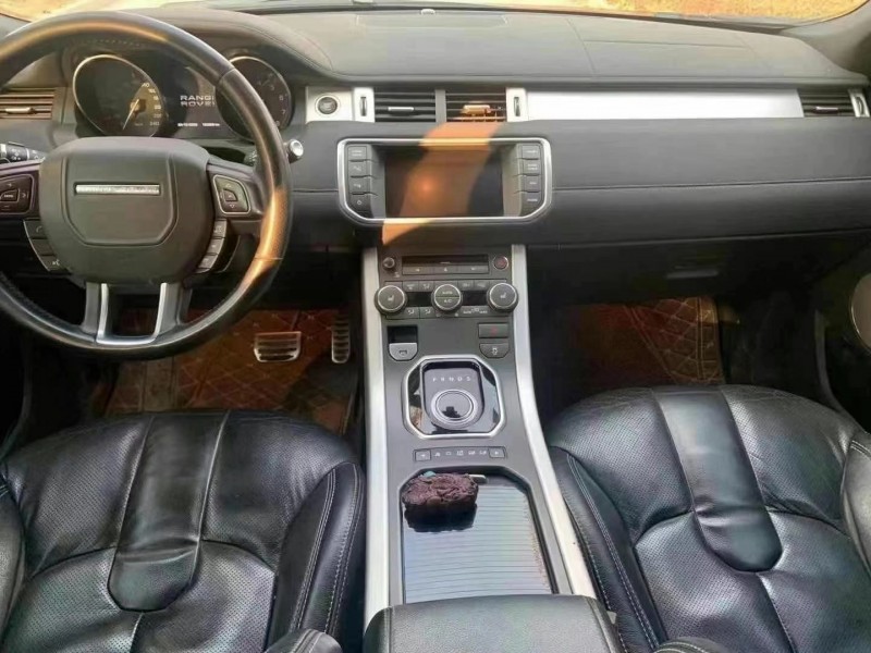 济宁12年路虎极光4