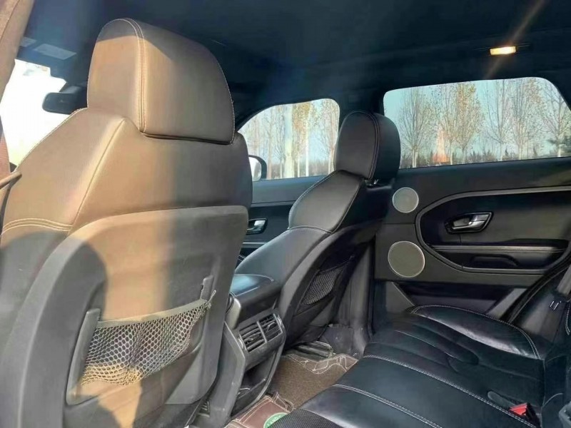 济宁12年路虎极光7