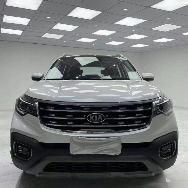 成都21年起亚智跑1