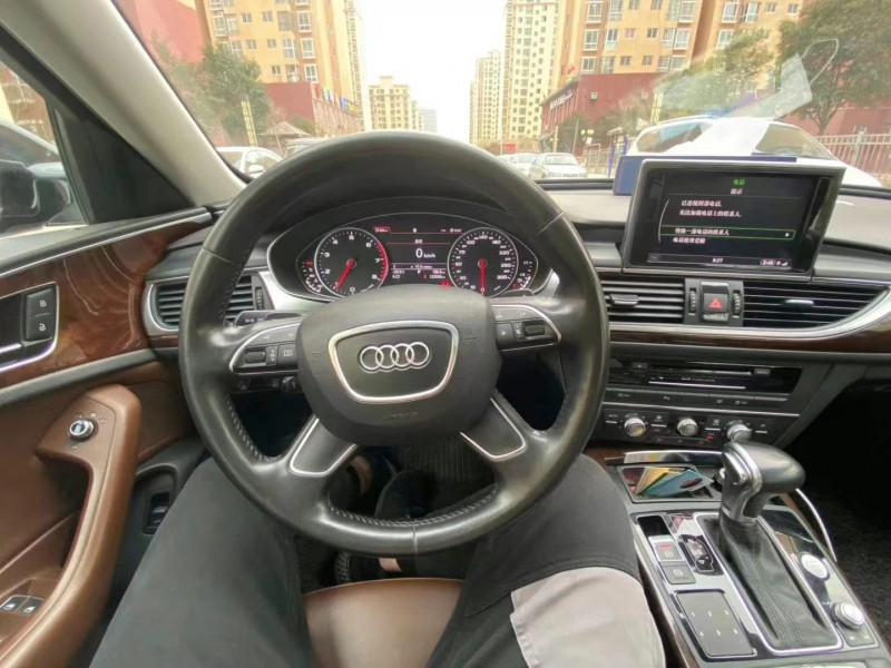 济宁13年奥迪A6L5