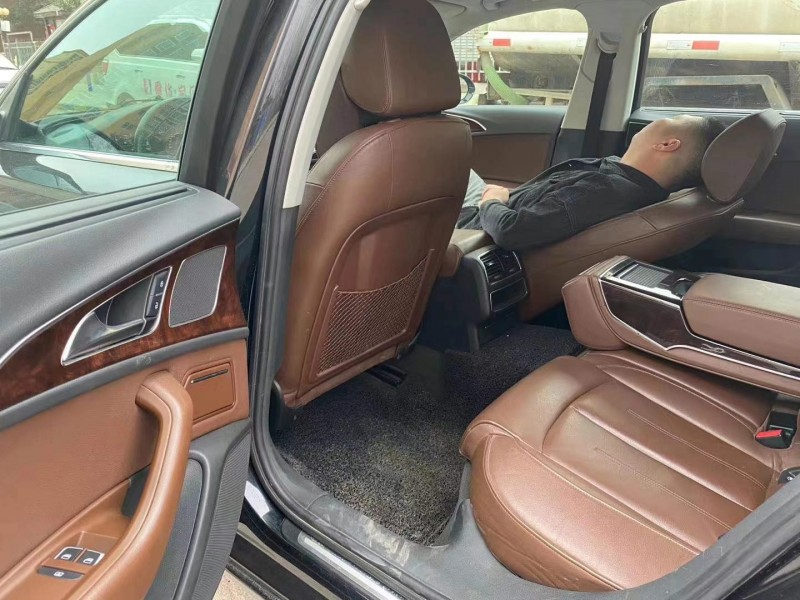 济宁13年奥迪A6L8