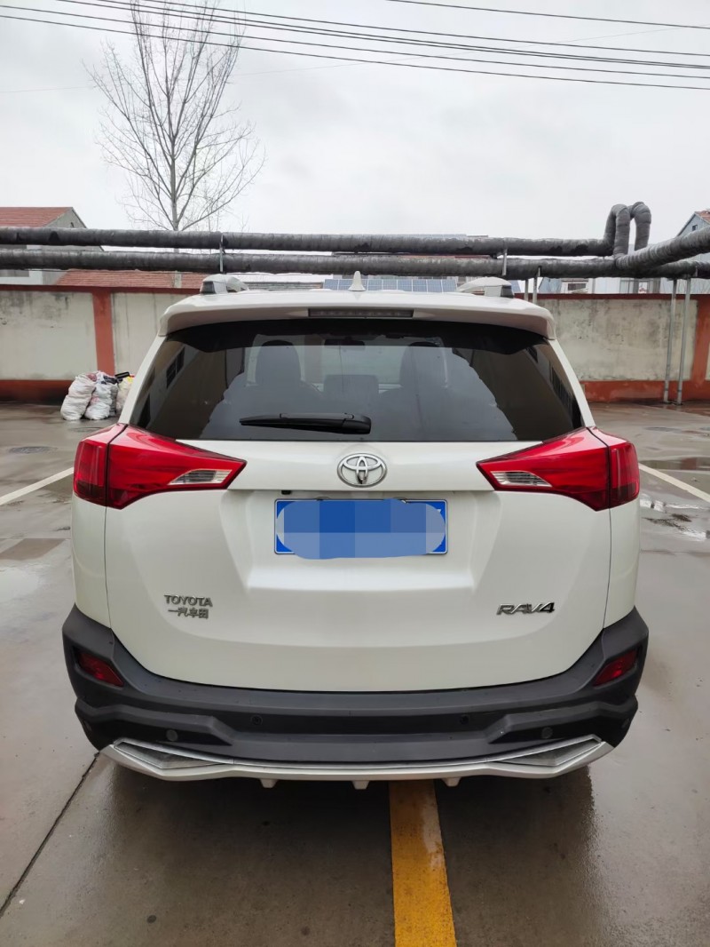 徐州16年丰田RAV4荣放4
