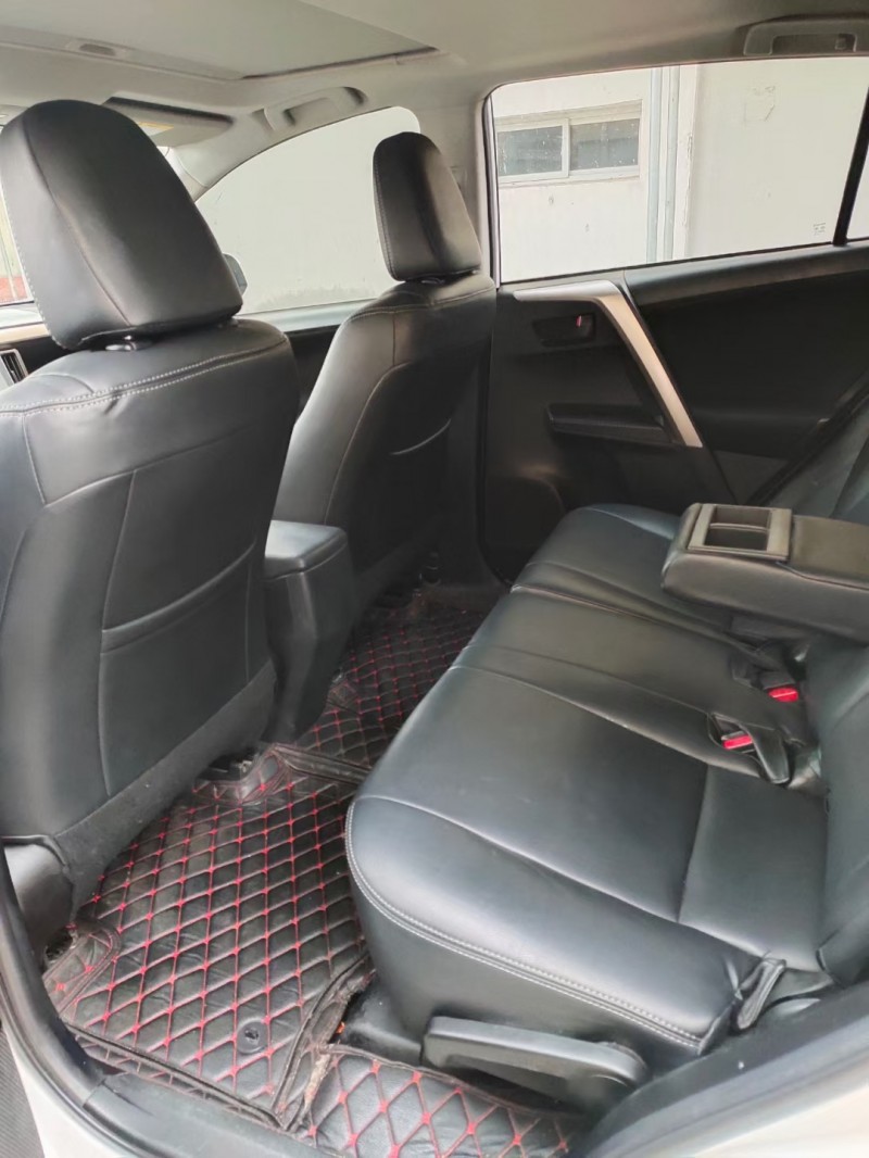 徐州16年丰田RAV4荣放8