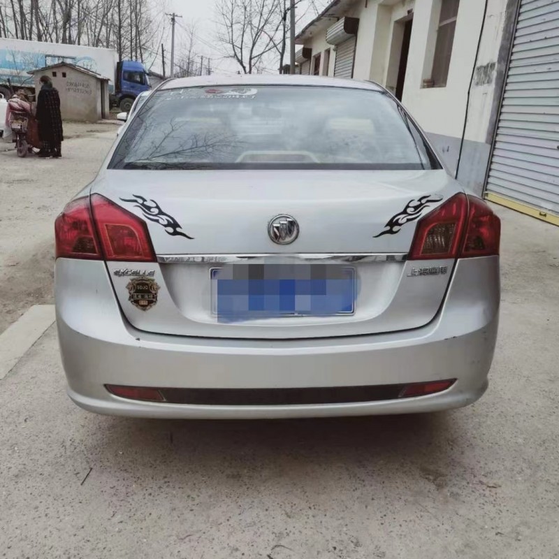 徐州14年别克凯越4