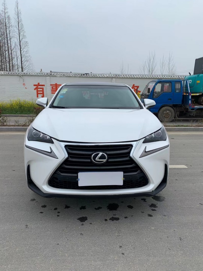 徐州16年雷克萨斯NX8