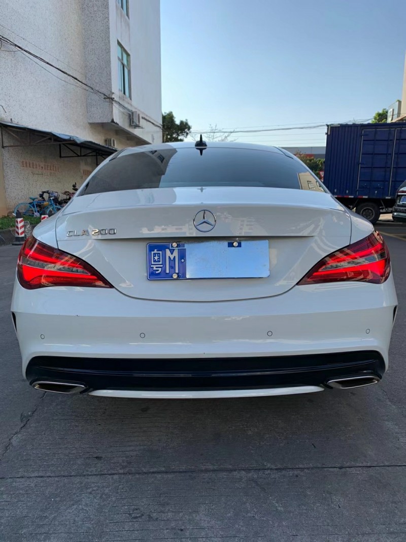 中山18年奔驰CLA6