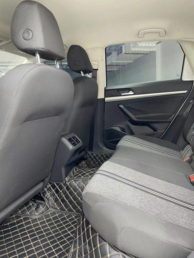 成都20年大众朗逸1