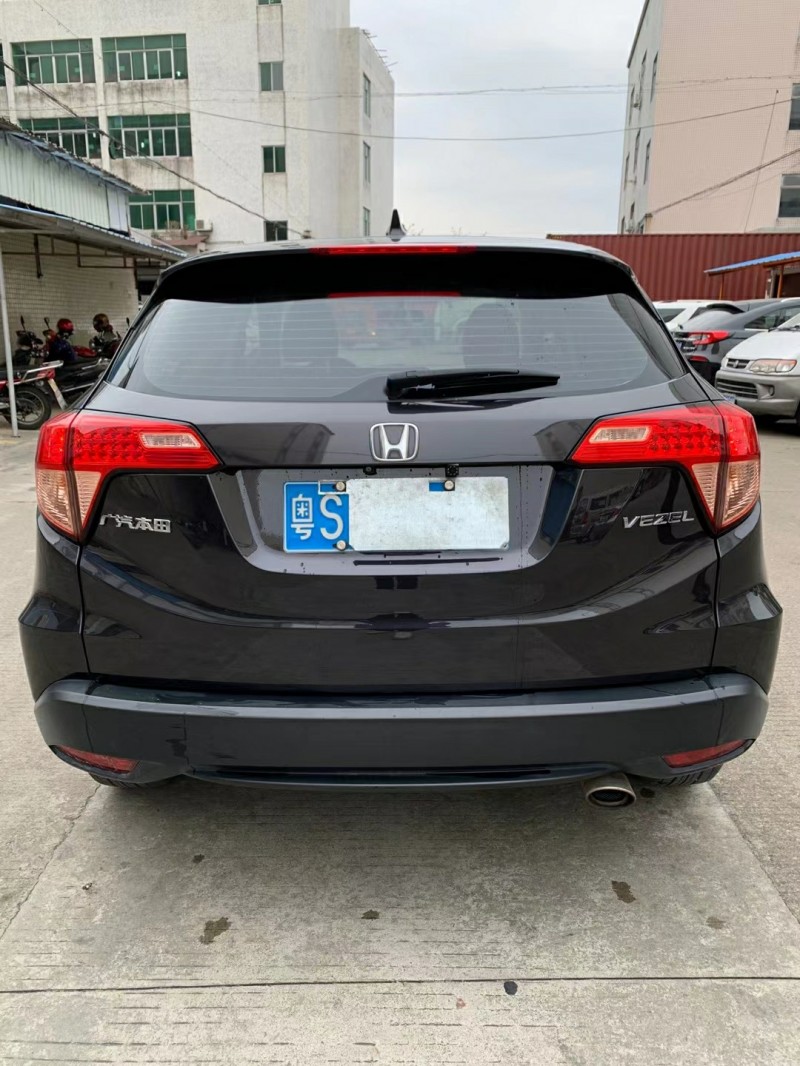 中山16年本田缤智1