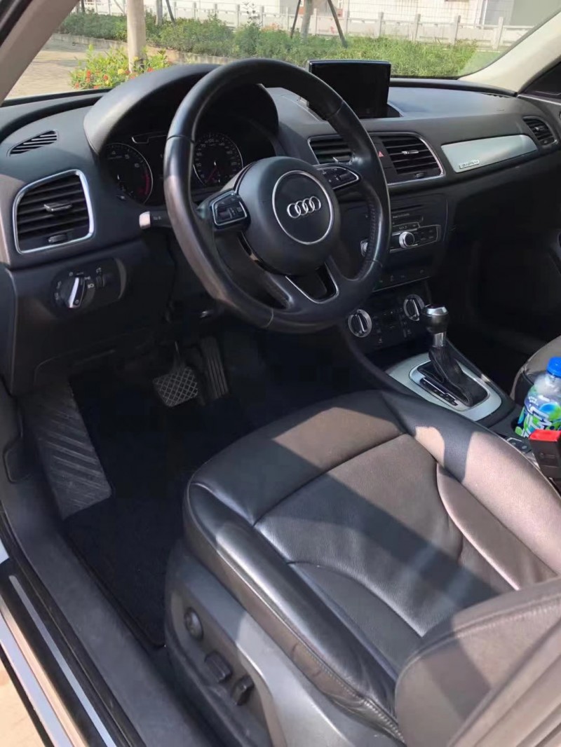 中山13年奥迪Q31