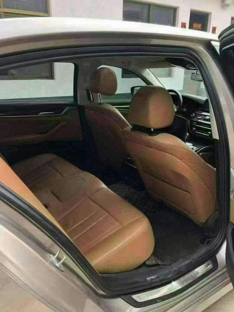 保定18年宝马5系5