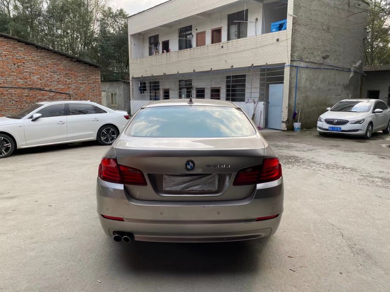 成都12年宝马5系9