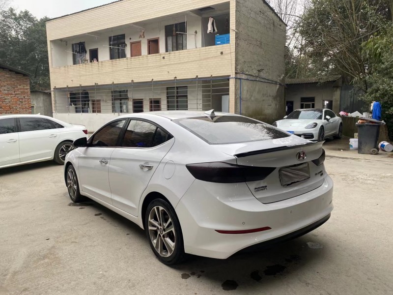 成都18年现代领动7