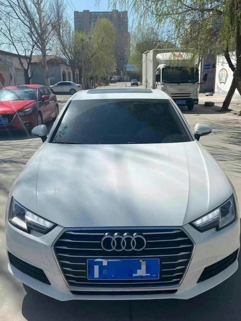 济宁17年奥迪A4L9