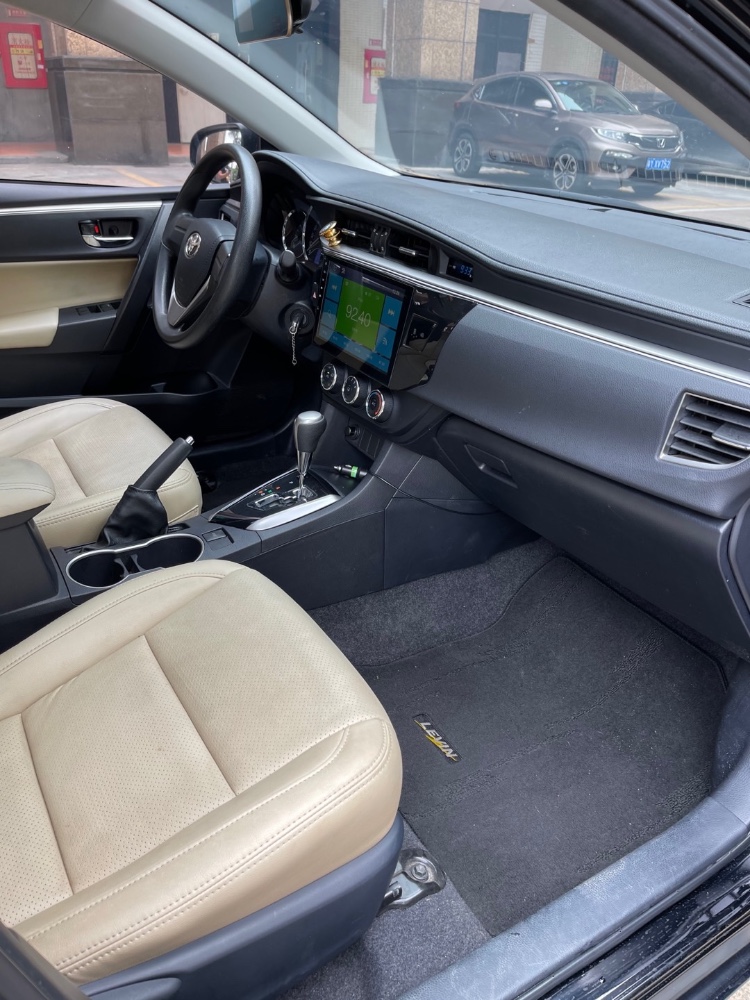 佛山16年丰田雷凌5