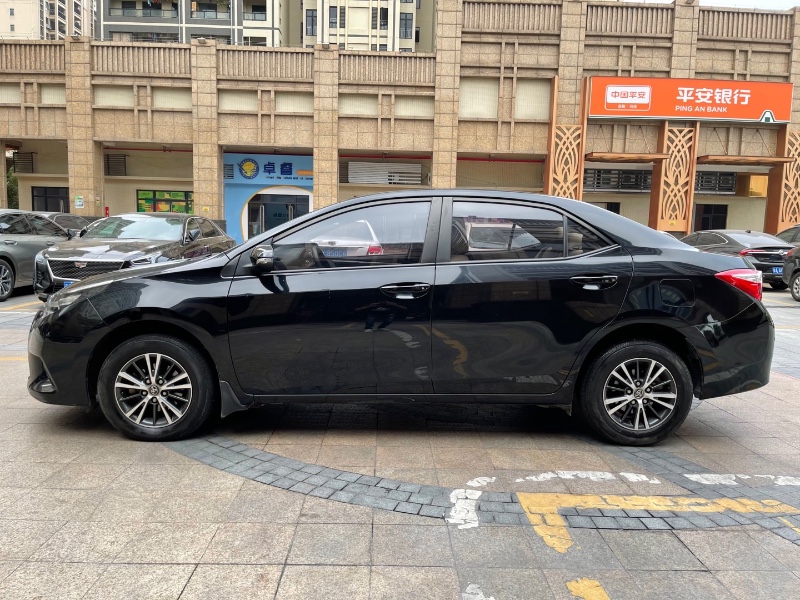 佛山16年丰田雷凌3