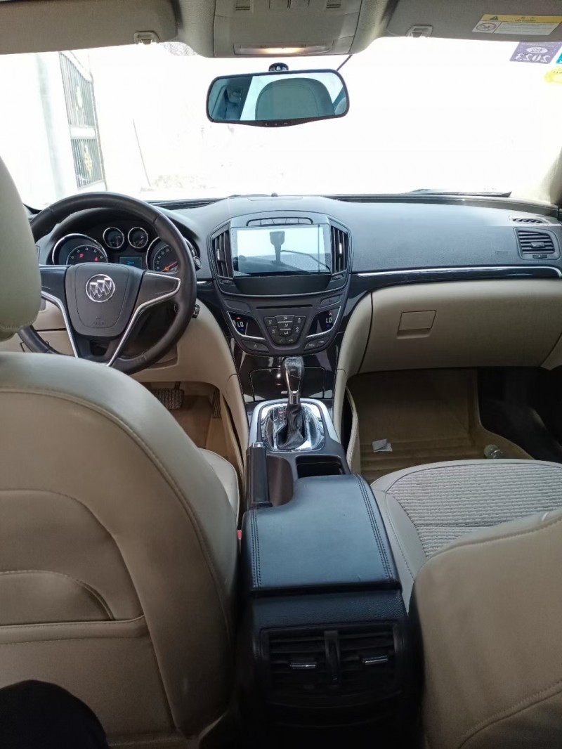 保定15年别克君越6