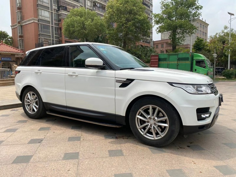 东莞17年路虎揽胜运动8