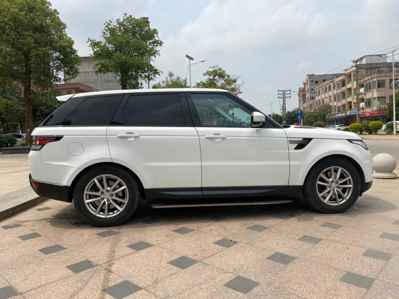 东莞17年路虎揽胜运动1