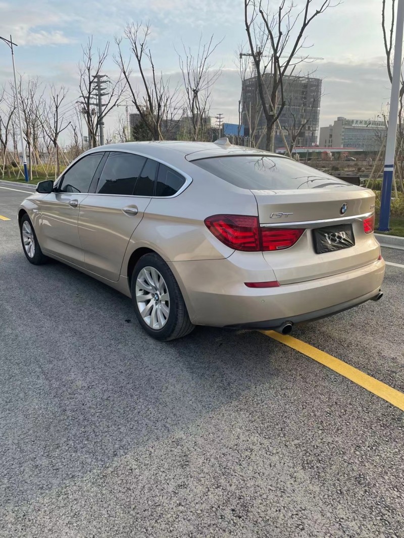 徐州11年宝马5系GT9