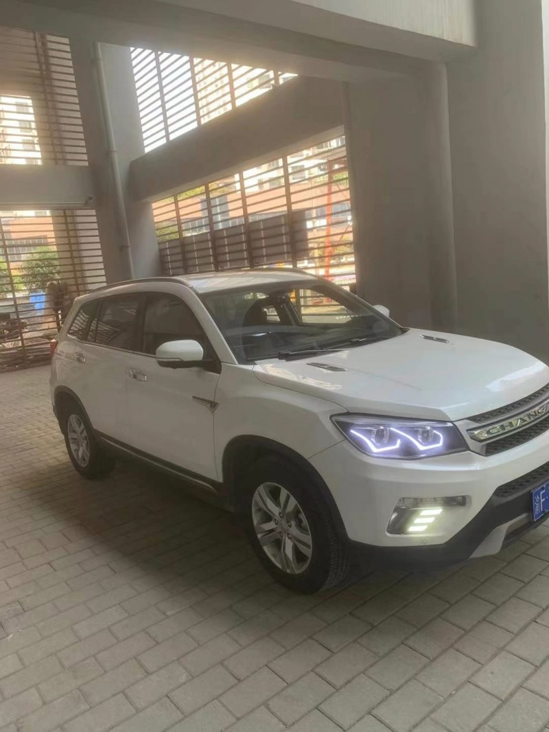 重慶17年長安汽車CS753