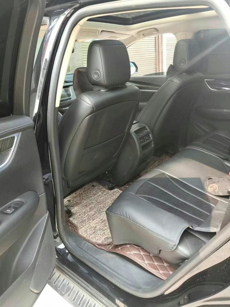 邵阳17年凯迪拉克XT56