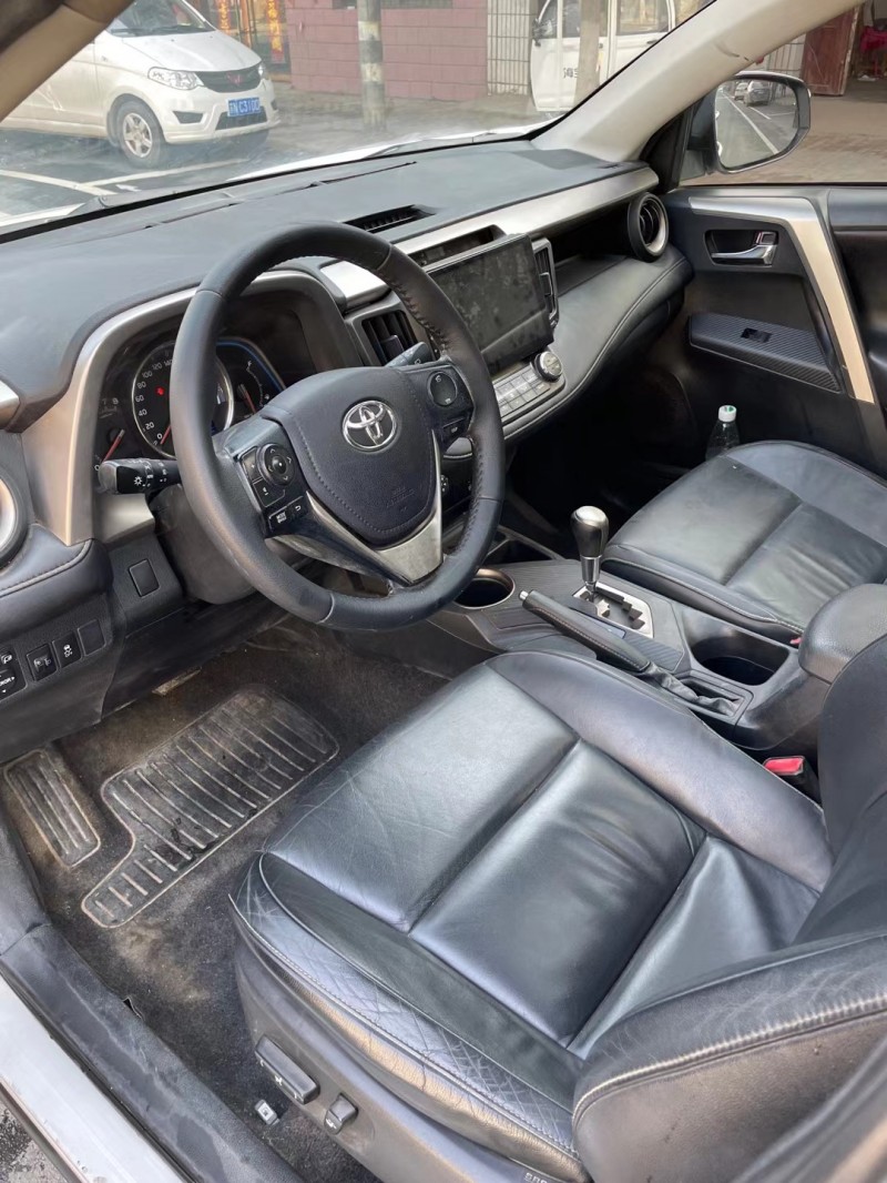 徐州14年丰田RAV4荣放4