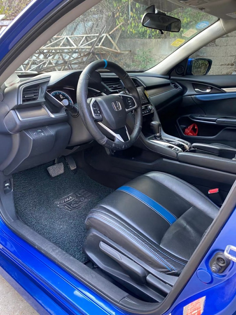中山16年本田思域8
