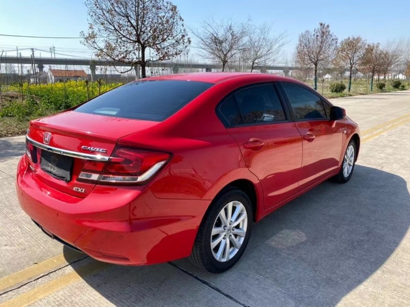 盐城15年本田思域5