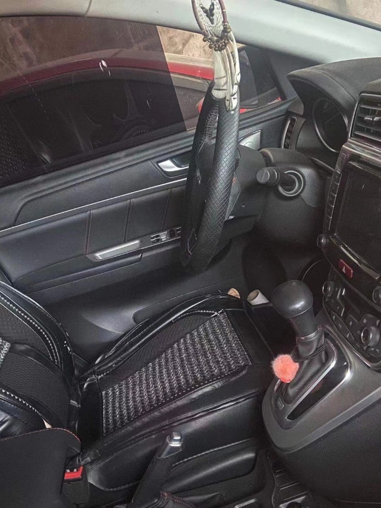 济宁17年哈弗哈佛M64