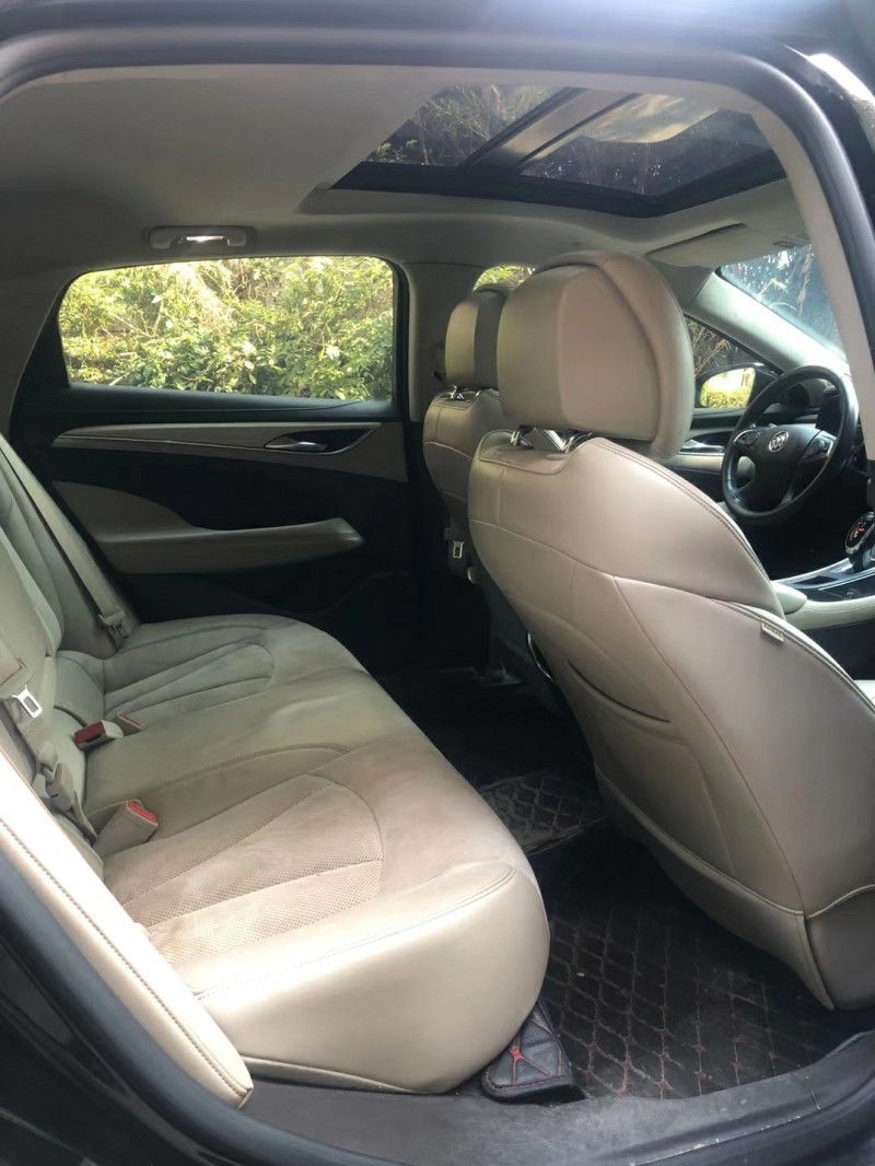 中山17年别克君越9