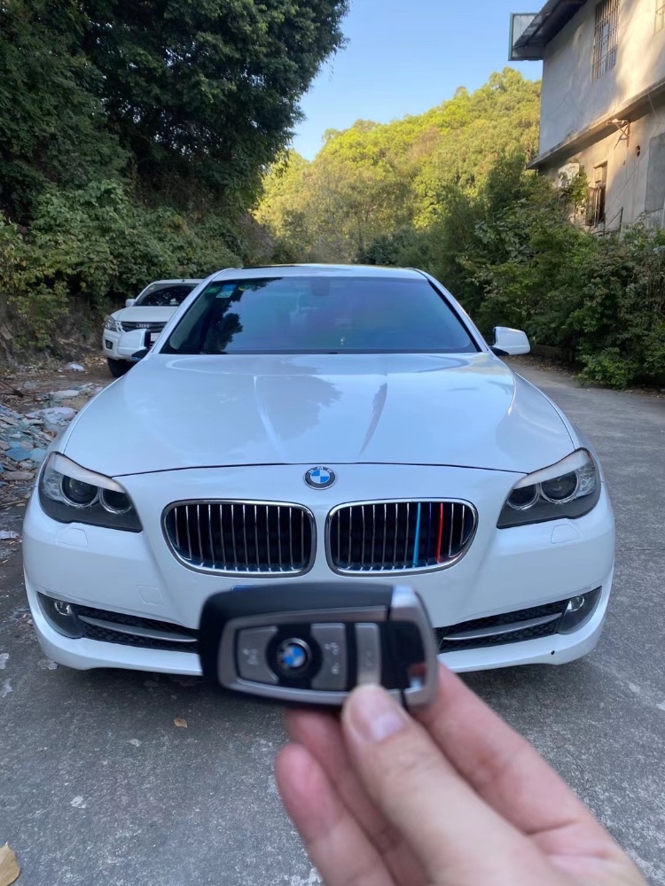 中山13年宝马5系1