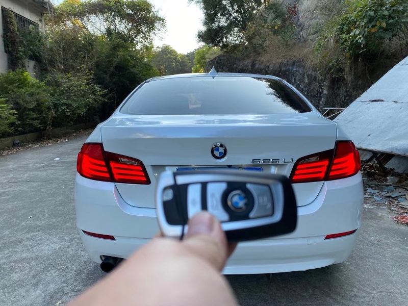 中山13年宝马5系4