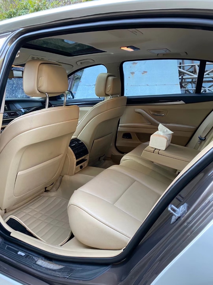 中山13年宝马5系7