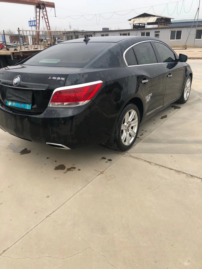 潍坊11年别克君越5