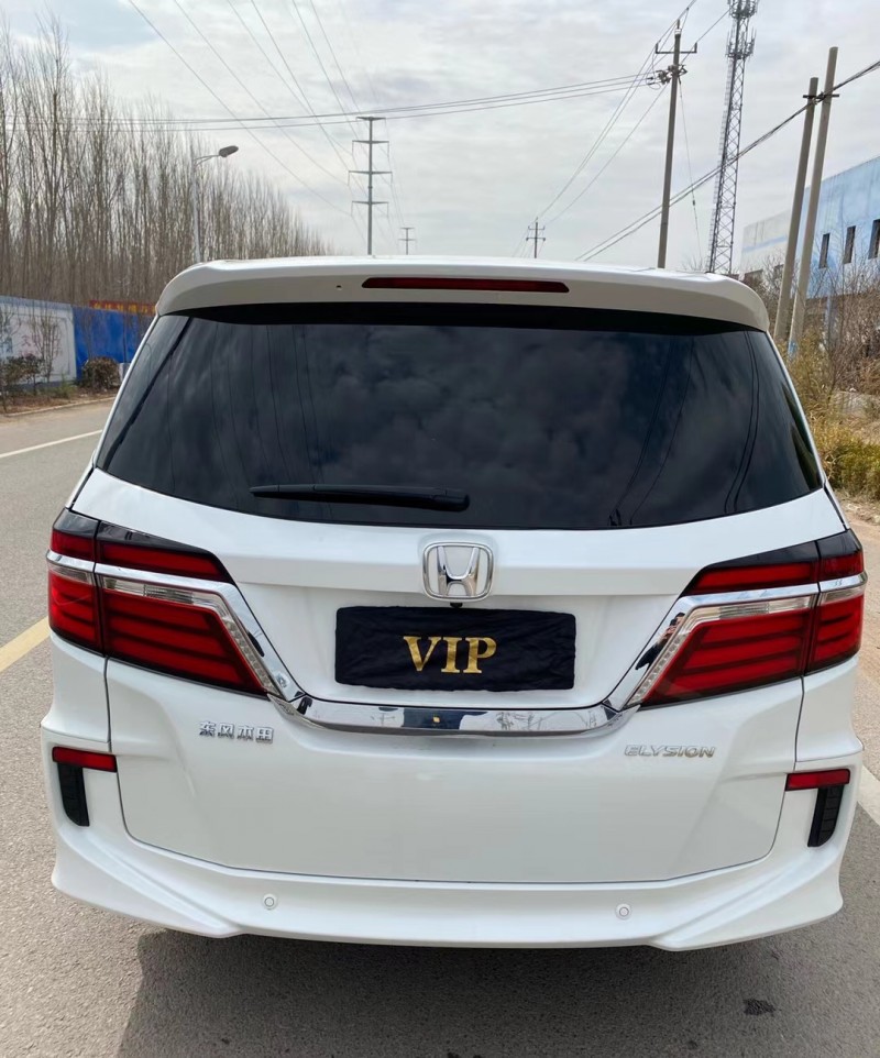 青岛18年本田艾力绅6