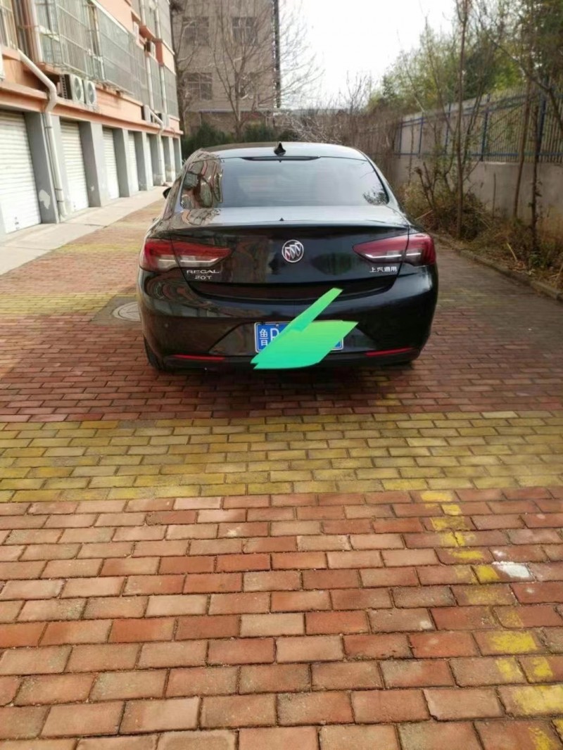 潍坊18年别克君威3