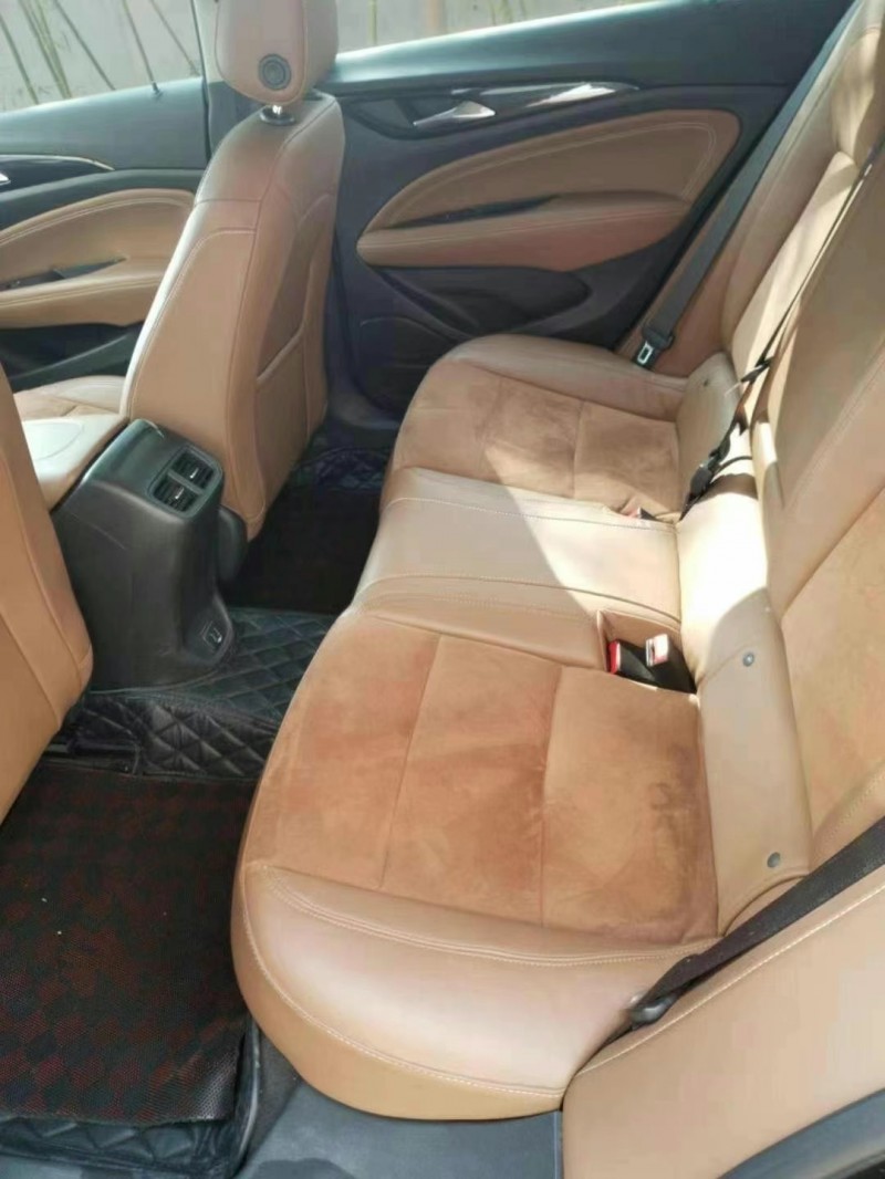 潍坊18年别克君威8